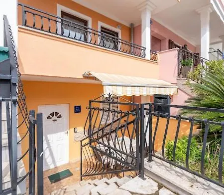 Appartement Lola 2 à Rovinj Extérieur photo