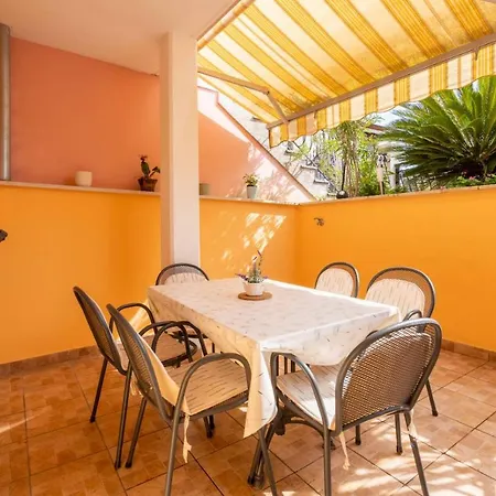 Appartement Lola 2 à Rovinj Extérieur photo
